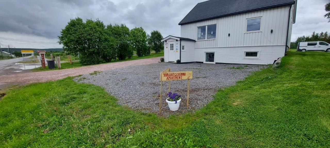 Varjjatgeainu Apartment Nesseby Varangerbotn Exterior photo